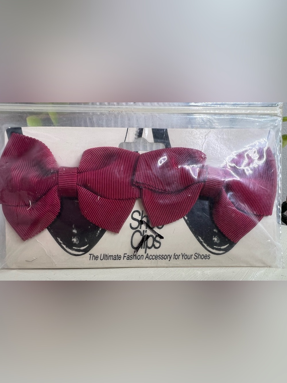 Brand New-Bow Shoe Clips